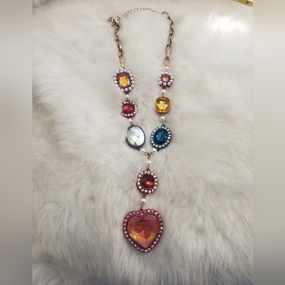 Betsey Johnson Heart Pendant Necklace - Picture 2 of 8